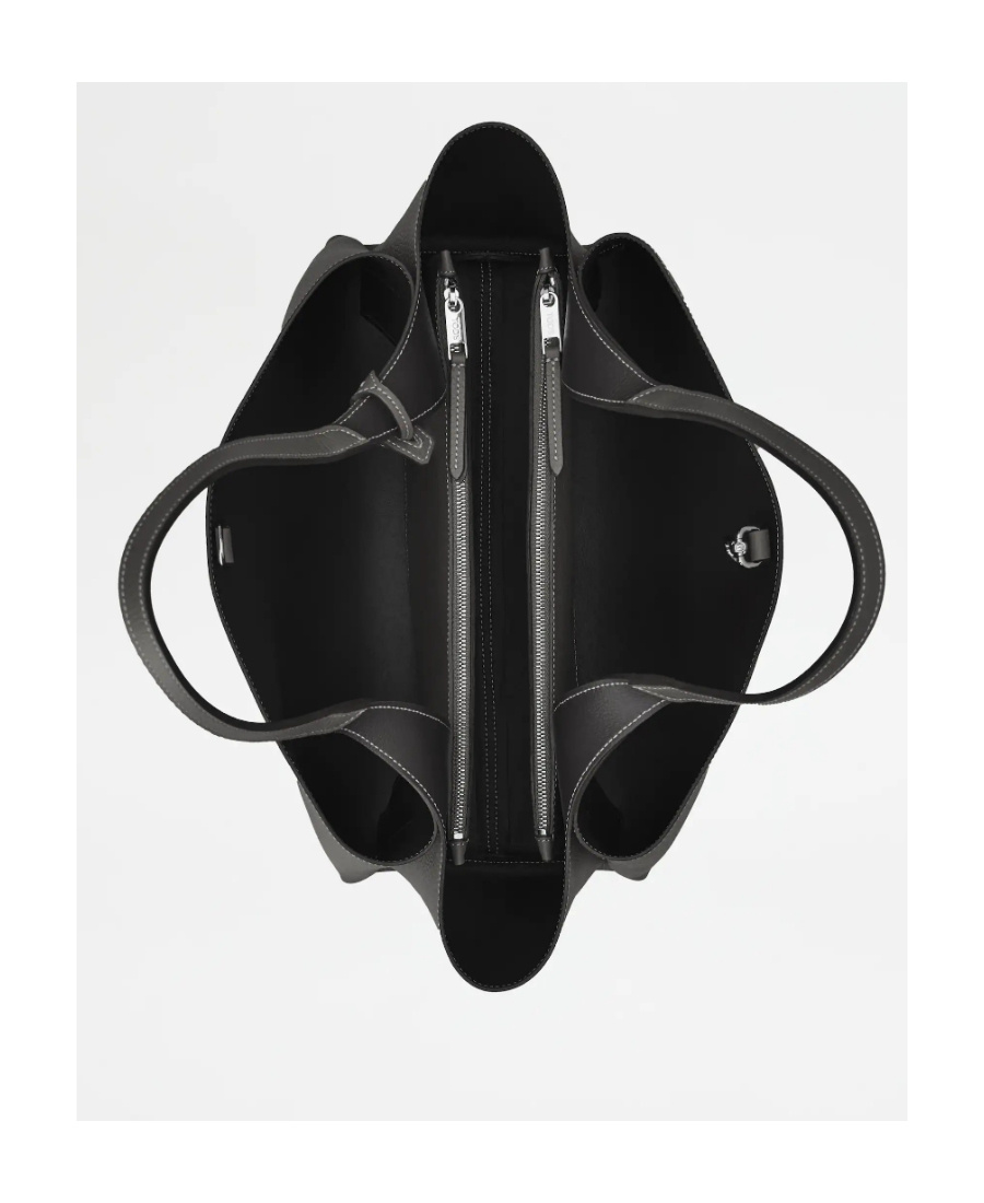 Tod's Medium Leather Shoulder Bag In Black