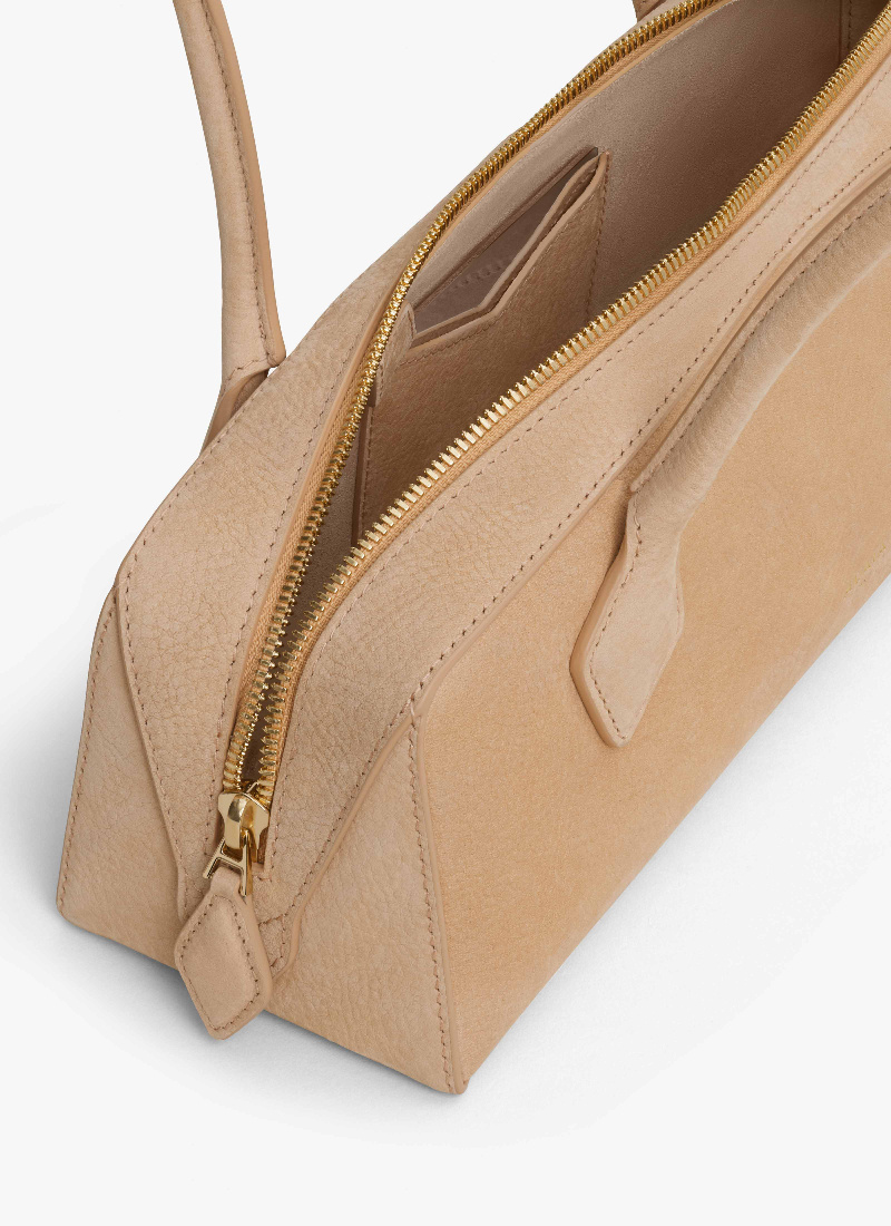 Alaïa Le Teckel Medium Bag In Nubuck In Sand