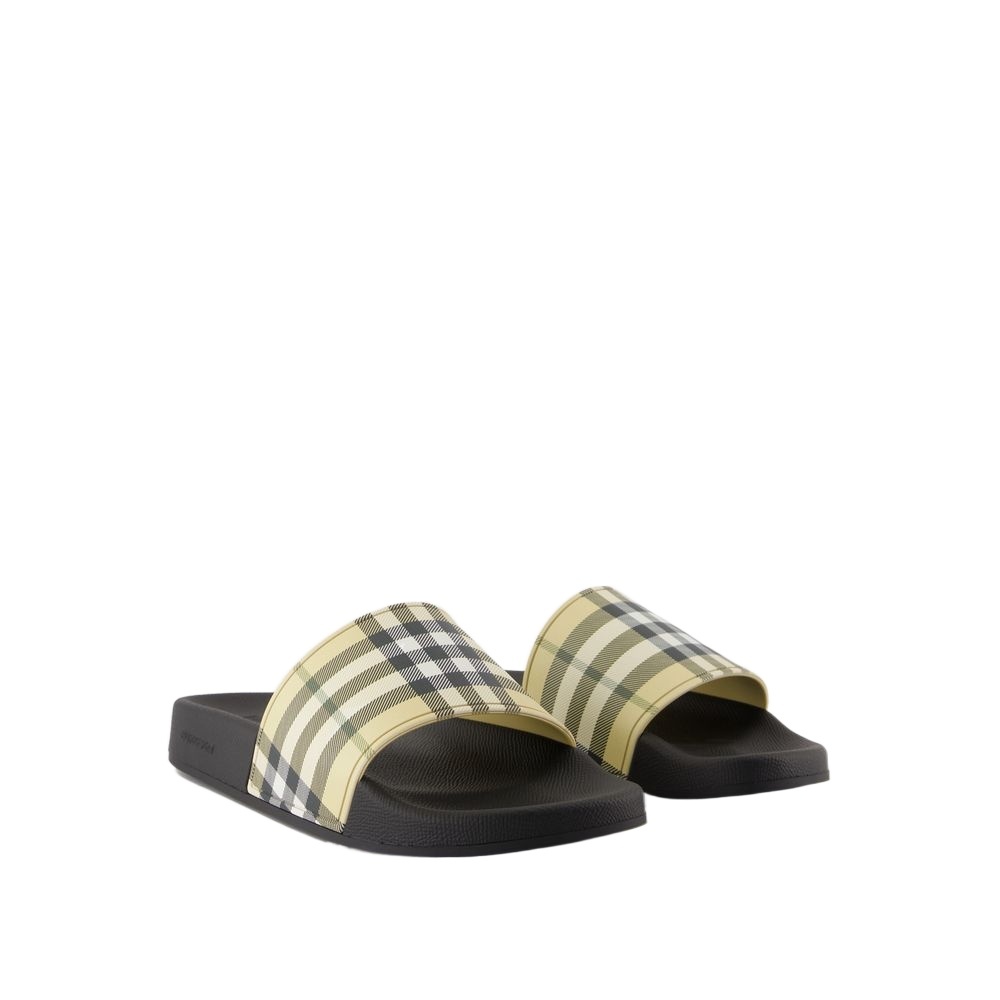 Burberry Beige Trek Sandals In Black