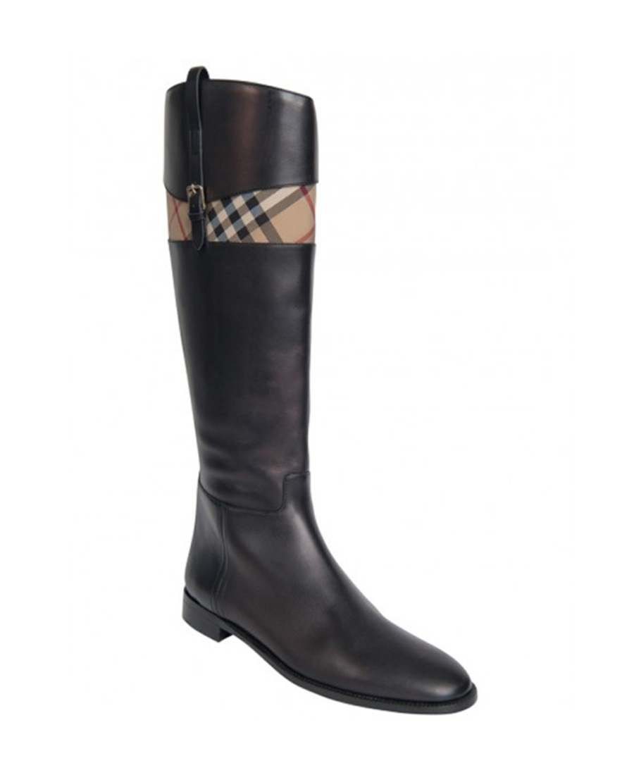 Burberry Cowhide Low-heeled Boots In Black