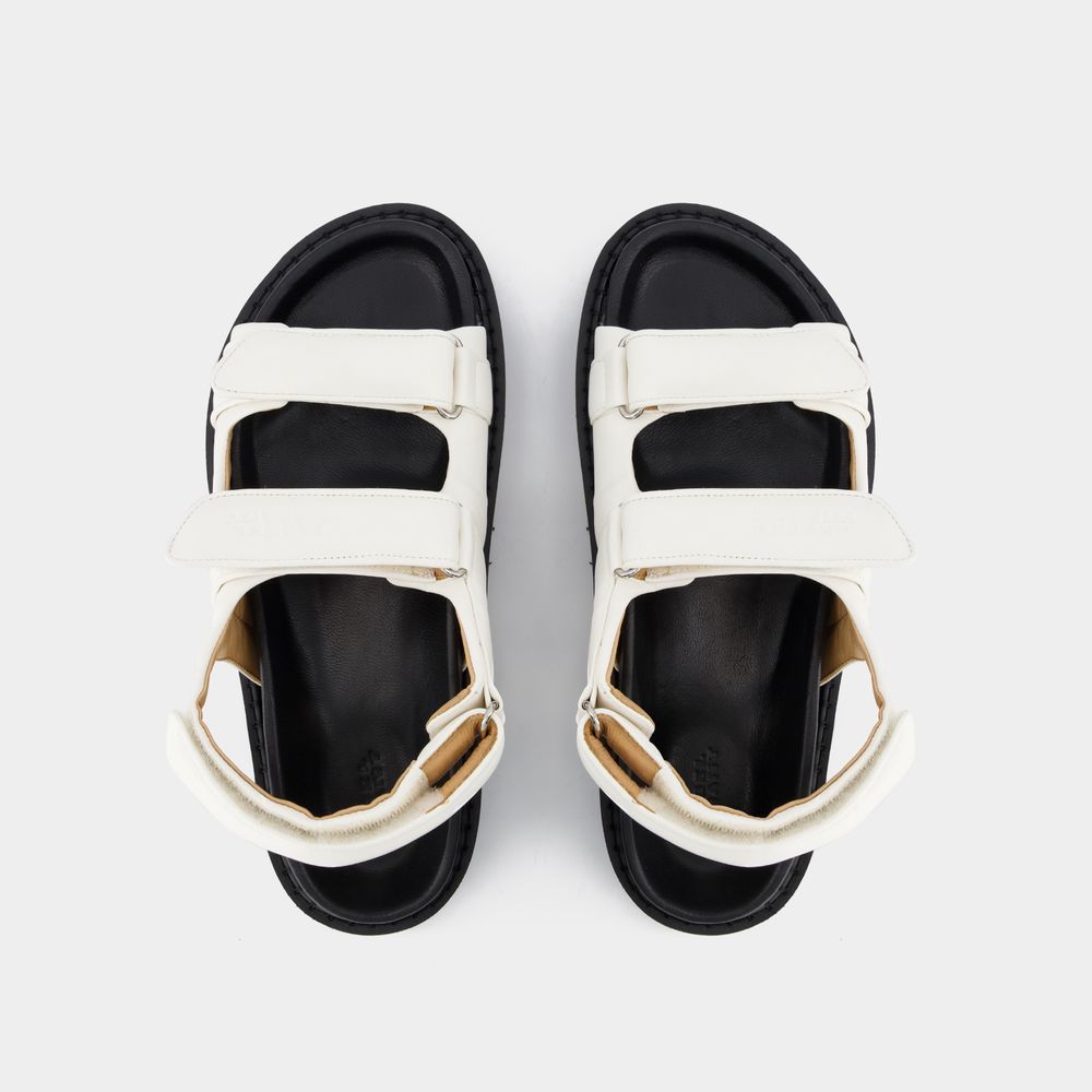 Isabel Marant Logo Flat Sandals In Black