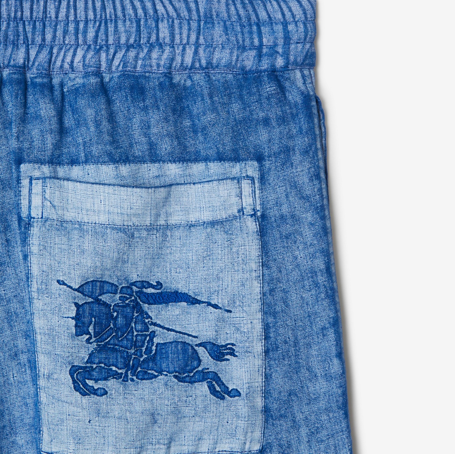 Burberry Equestrian Knight Applique Linen Shorts In Blue