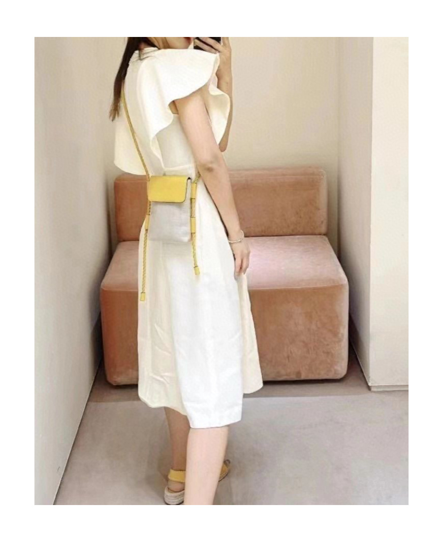 CHLOÉ A LONG DRESS 
