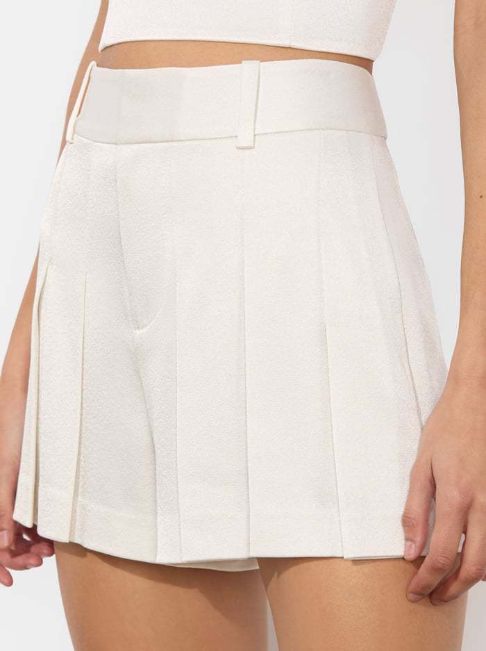 Alice And Olivia Belt Loop Shorts