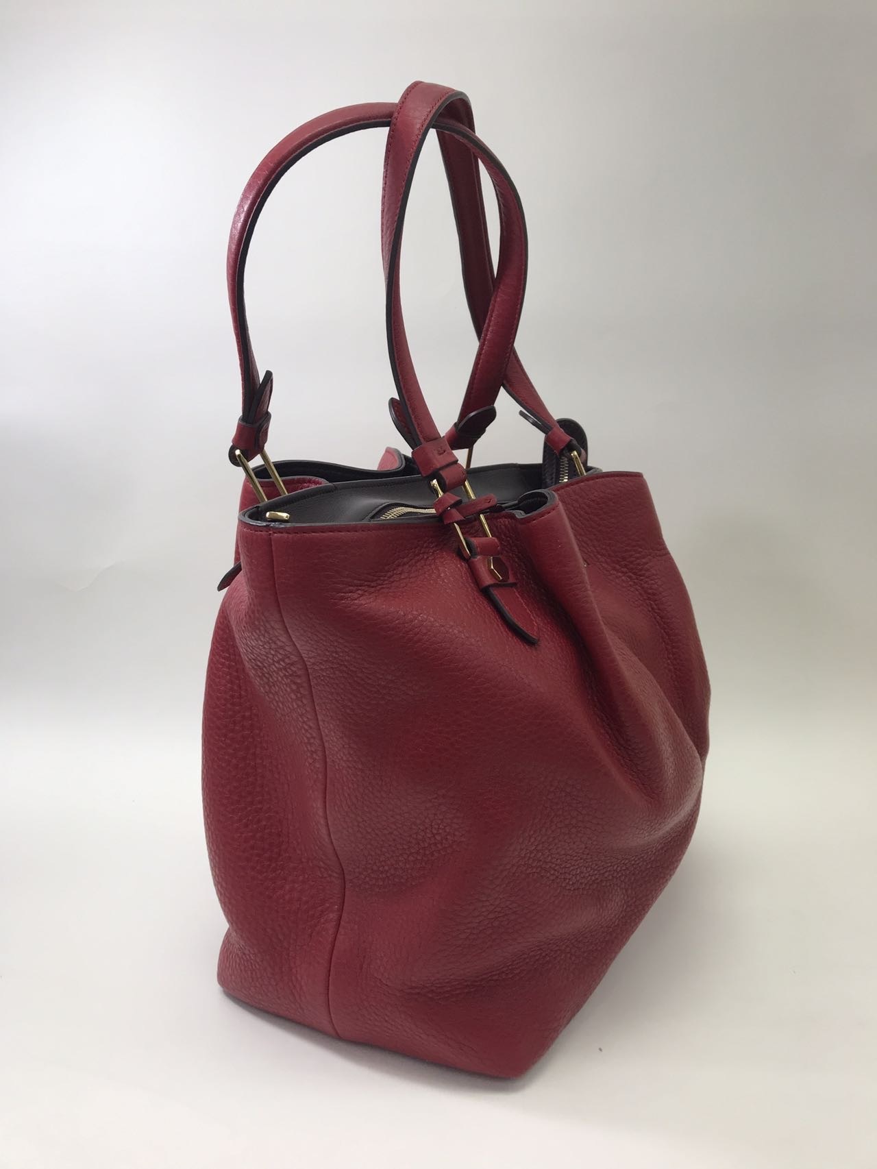 Tod's Zippered Handbag In Red