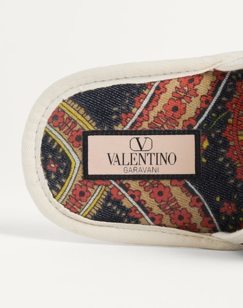 Valentino Paisley-print Slides In Nude