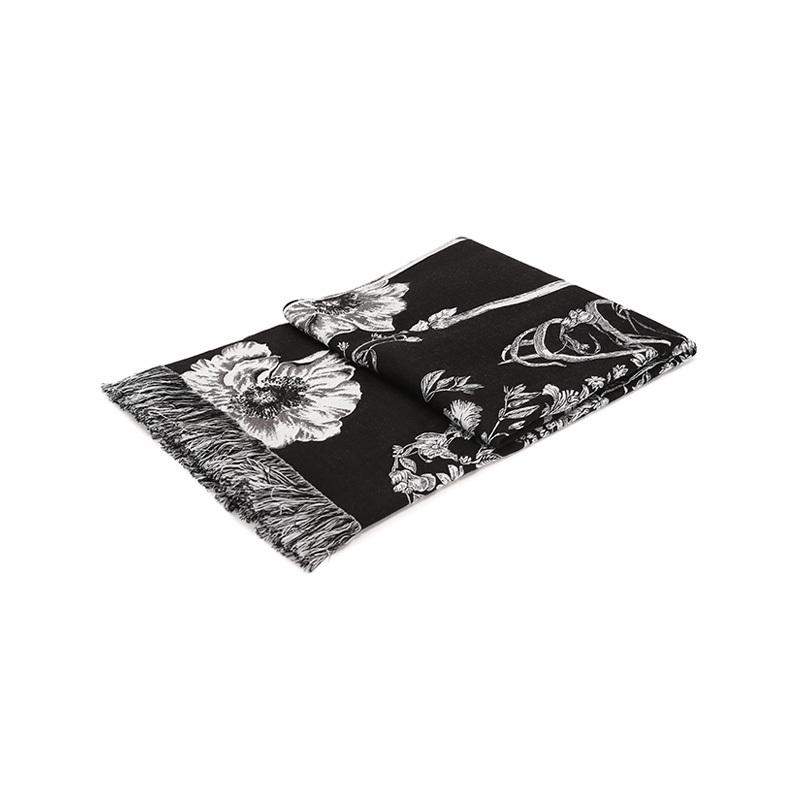 Alexander Mcqueen Floral Scarf In Black