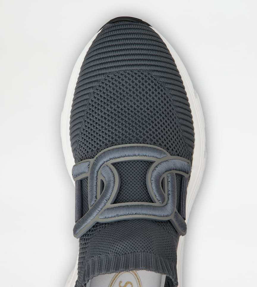Tod's Kate Slip-on Sneakers In Black