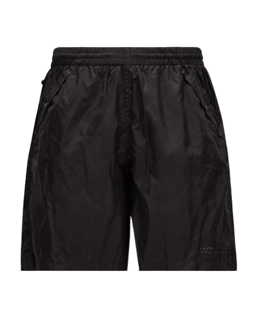 Moncler Logo Patch Wim Shorts In Black