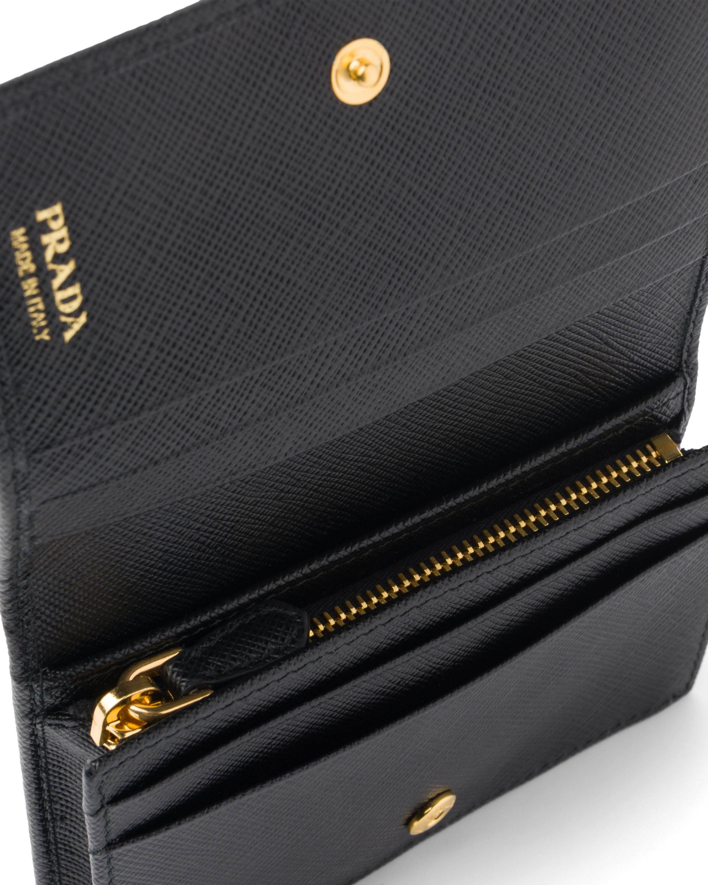PRADA SMALL SAFFIANO LEATHER WALLET