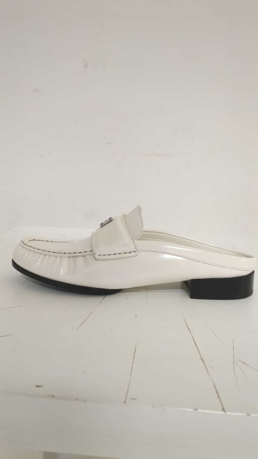 Givenchy Logo Muller Shoes In White