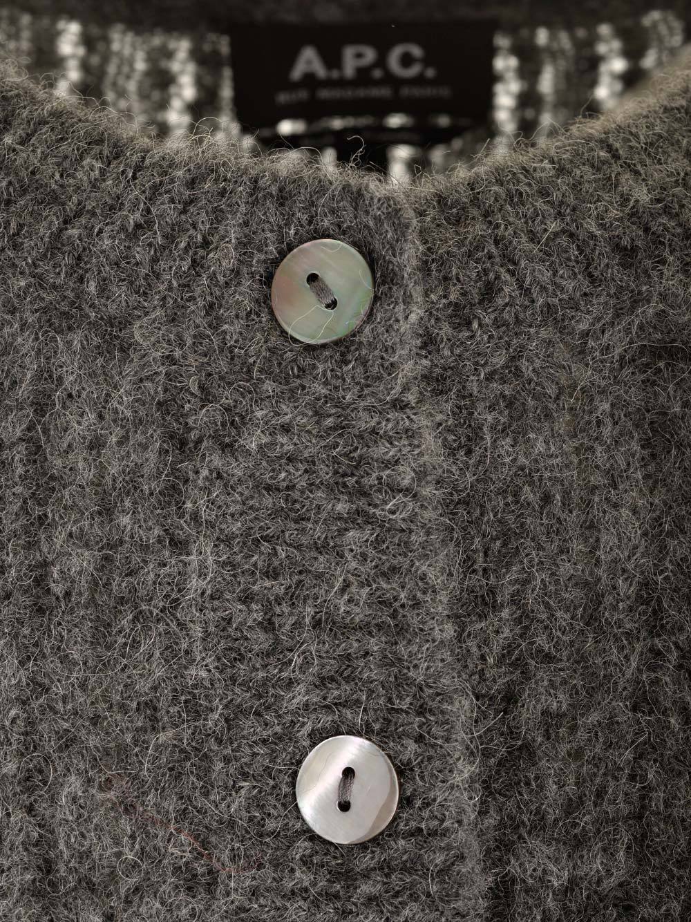 Apc Long-sleeve Cropped Cardigan In Black