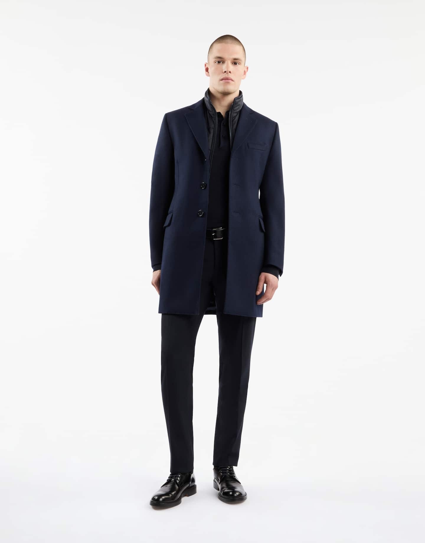 Fay Long-sleeved Single-breasted Coat In Black