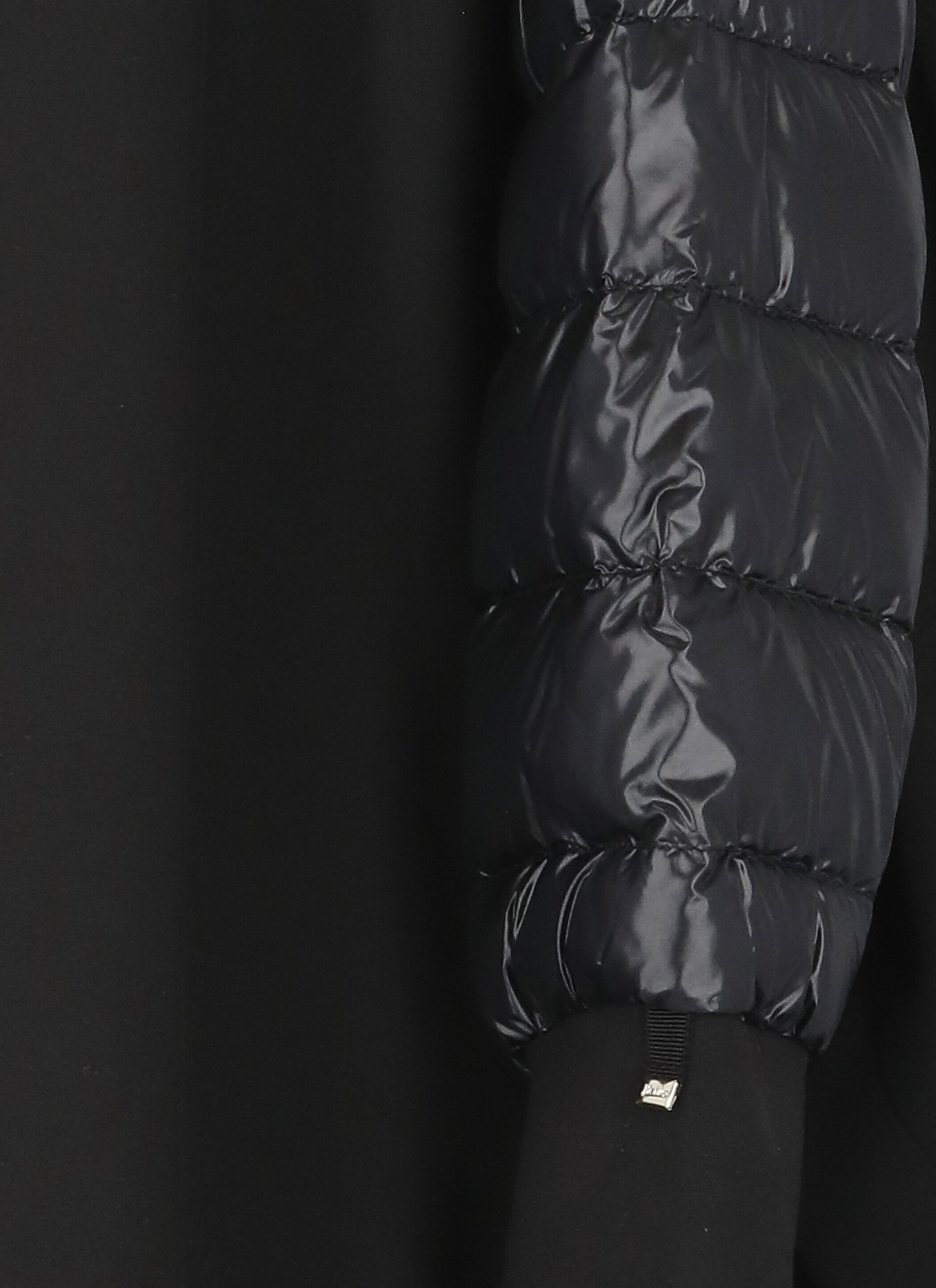 Herno Hooded Cotton Knitted Cape In Black