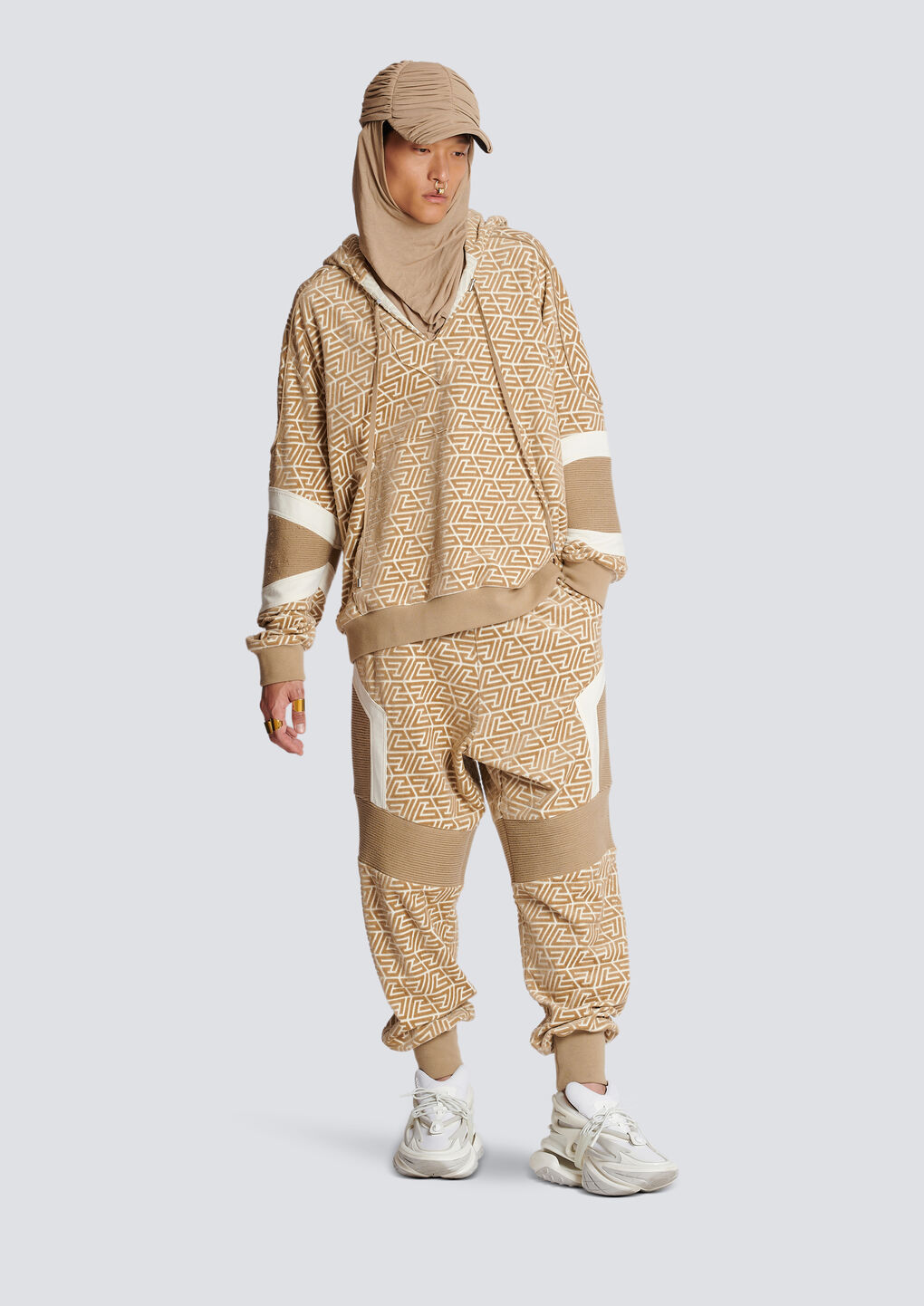 BALMAIN HOODIE WITH PRINTED PYRAMID MONOGRAM