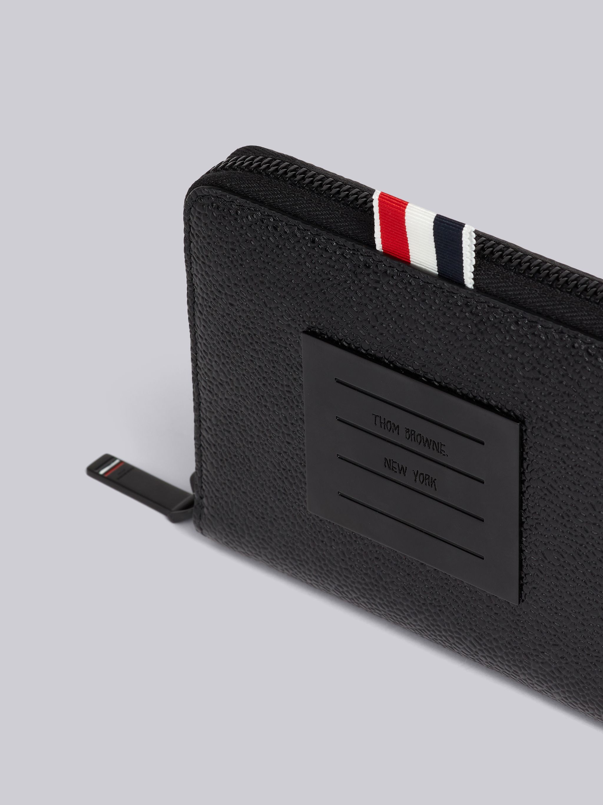 THOM BROWNE SHORT ZIP WALLET