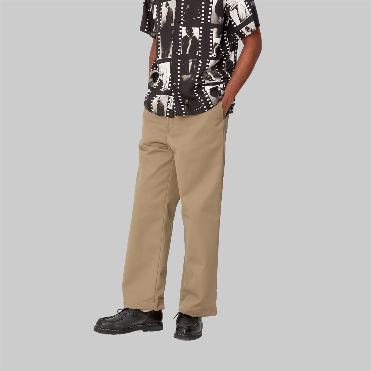 Carhartt Belt-loop Casual Pants In Brown