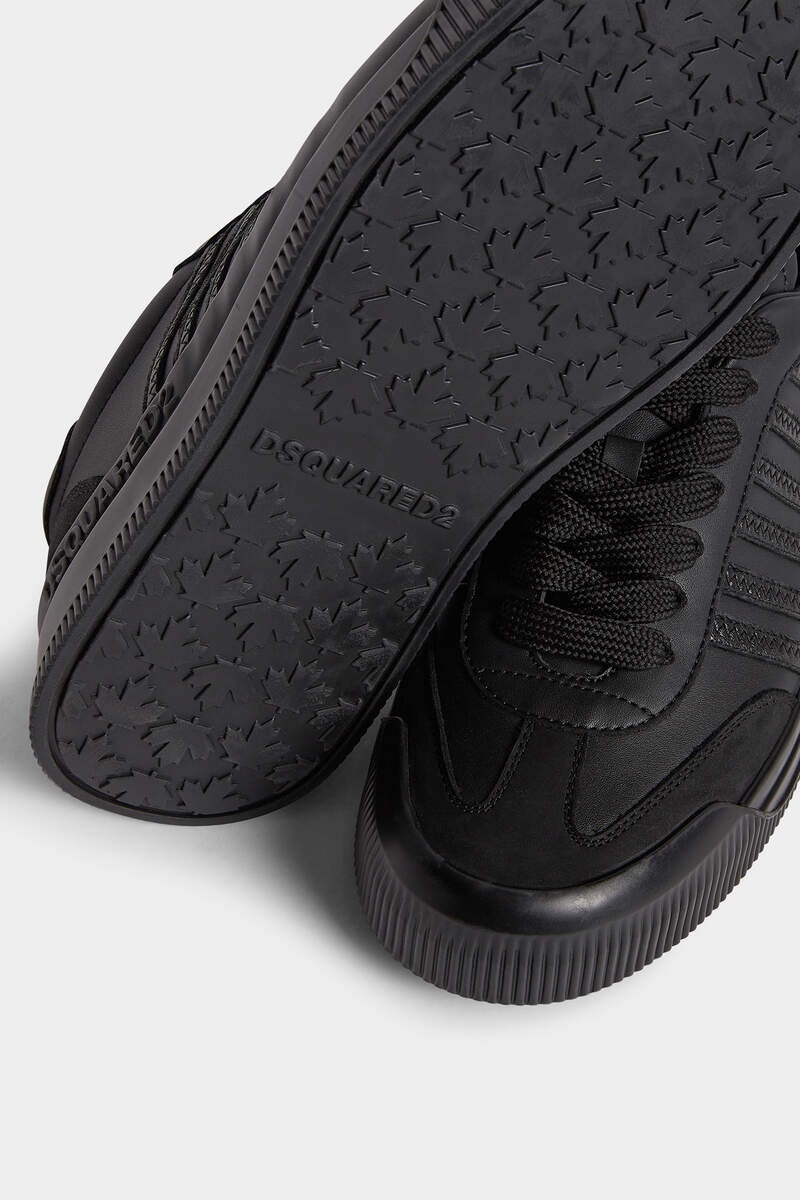 Shop Dsquared2 Lace-up Low-cut Skate Shoes In Black
