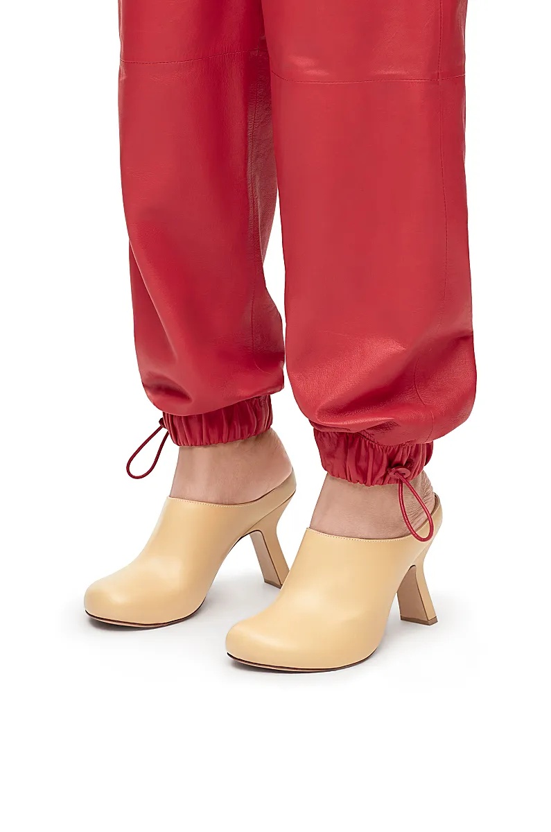 Loewe Terra 100 Leather Mules In Nude