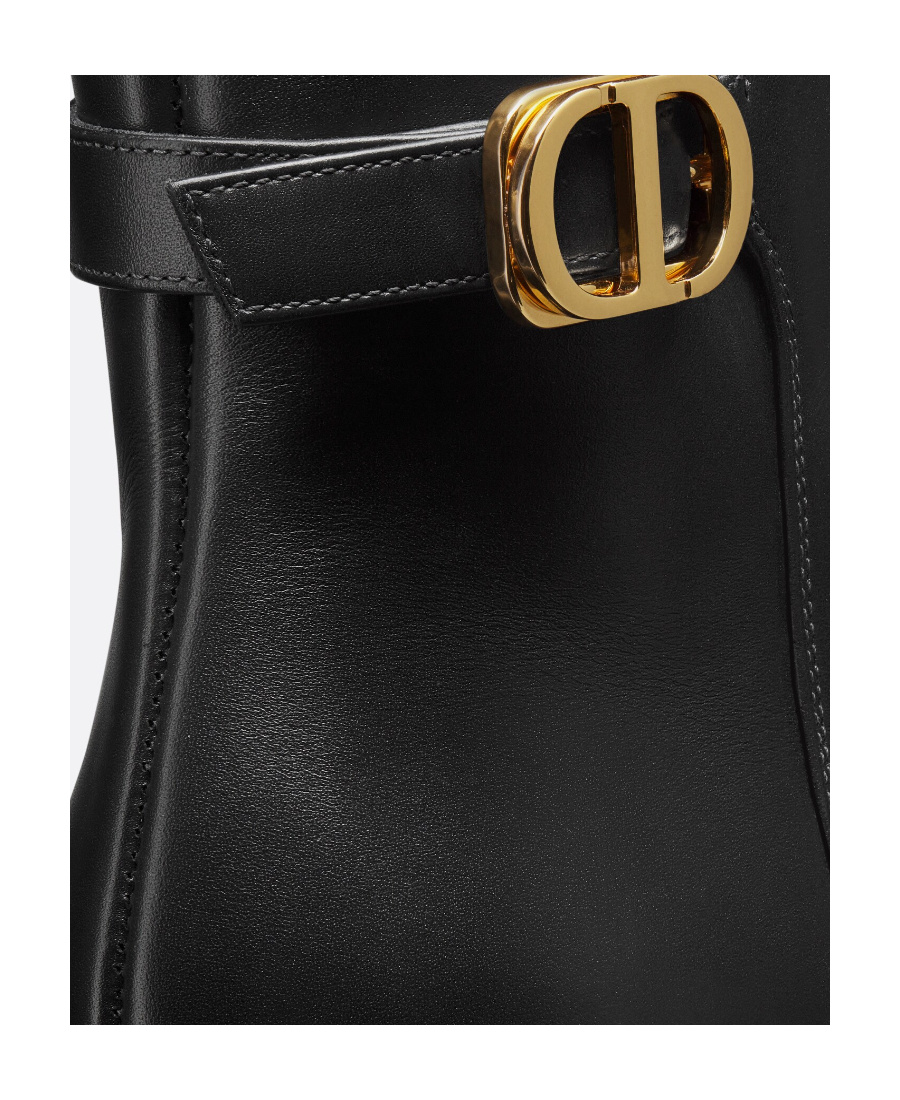 Shop Dior 30 Montaigne Ankle Boot In Black