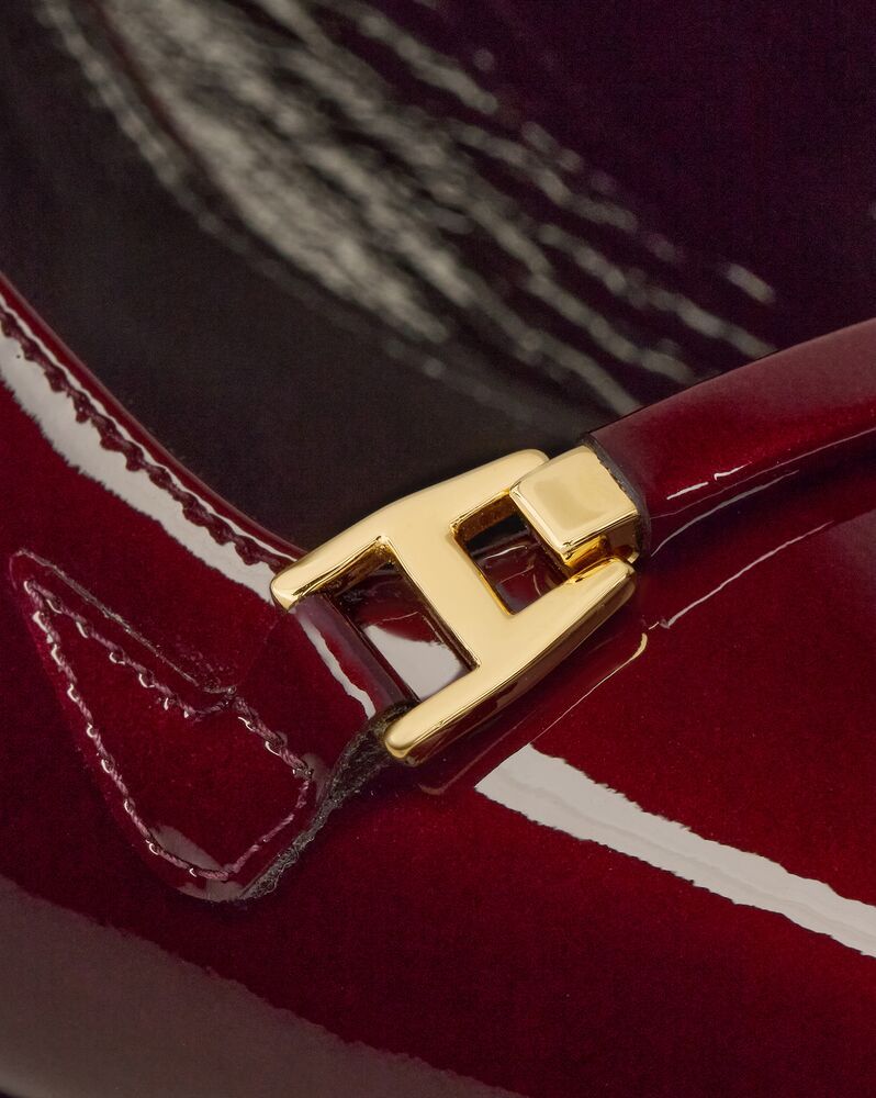 SAINT LAURENT CARINE SLINGBACK PUMPS IN PATENT LEATHER