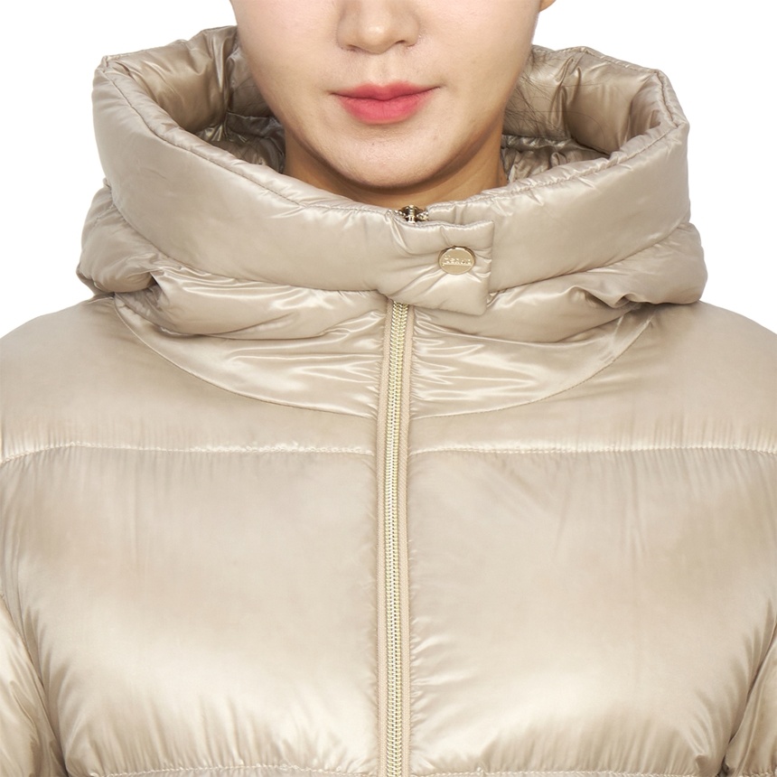 Herno Long-sleeved Hooded Down Jacket In Nude