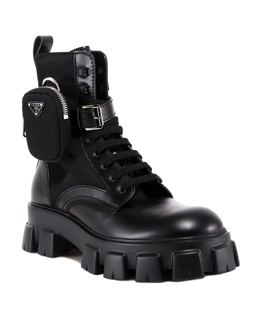 Prada Cai Xukun Also Decorates Small Bags Of Military Style Boots With Ankle Wrapping. In Black