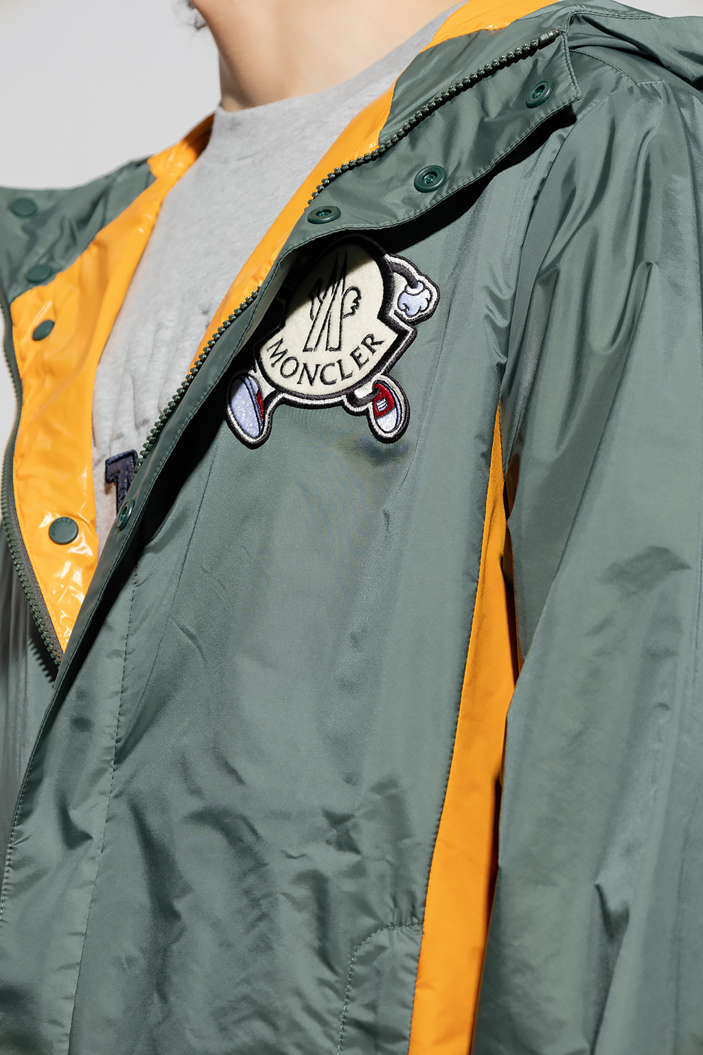 Moncler Guiers Logo-patch Hooded Jacket In Black