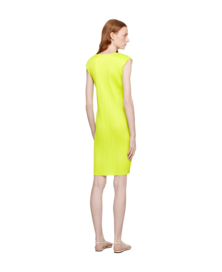 Issey Miyake A Simple Medium-length Dress In Yellow