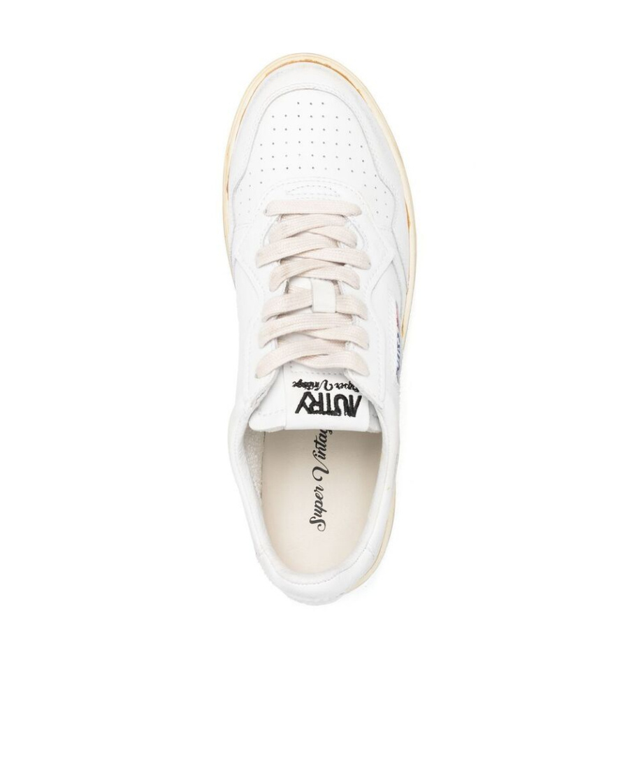 Autry Medalist Low-top Sneakers In White