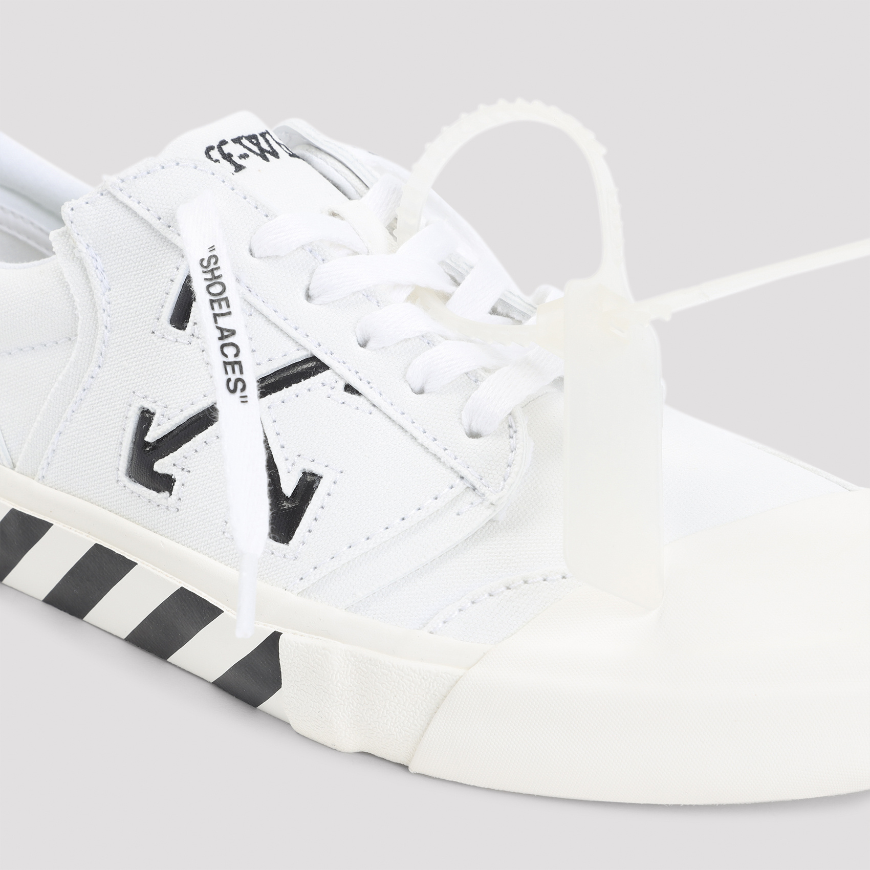 Off-white Vulc Undercut Canvas Low-top Sneakers In White