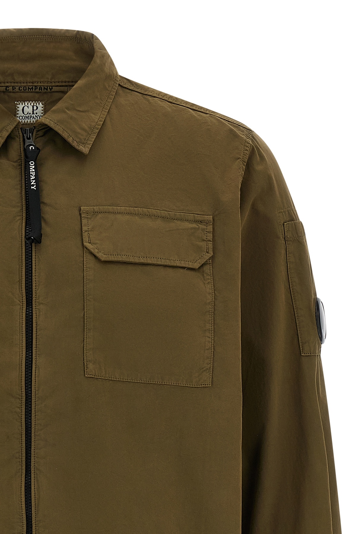 C.p. Company Contemporary Zip Closure Overshirt In Green