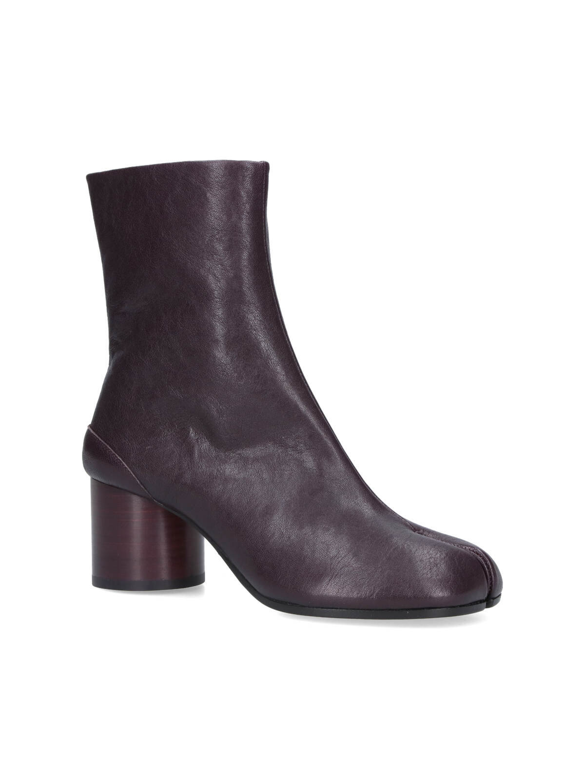 Maison Margiela Stylish Leather Ankle Boots With Chunky Heel In Burgundy