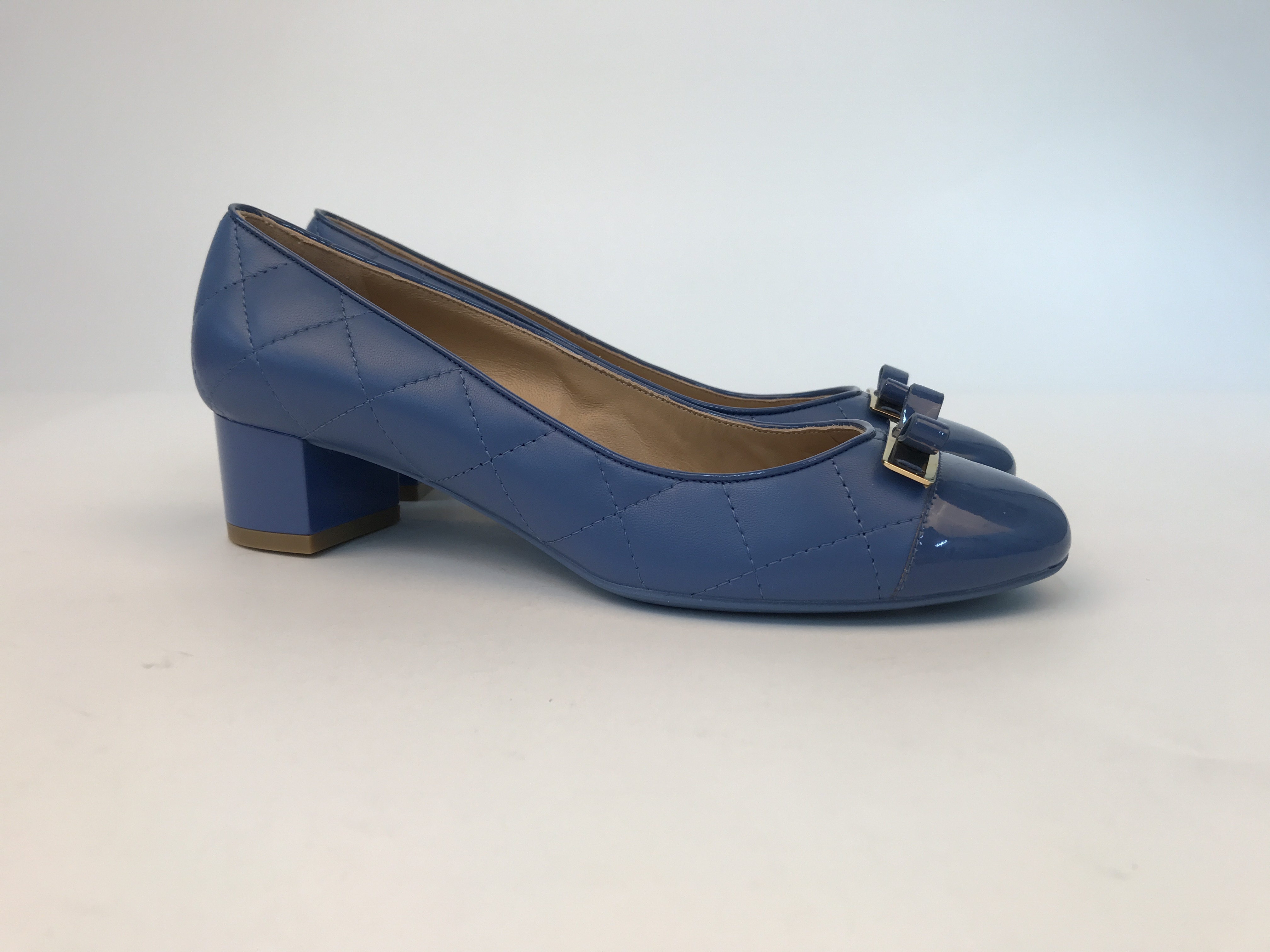 Ferragamo Logo Details High Heels In Blue