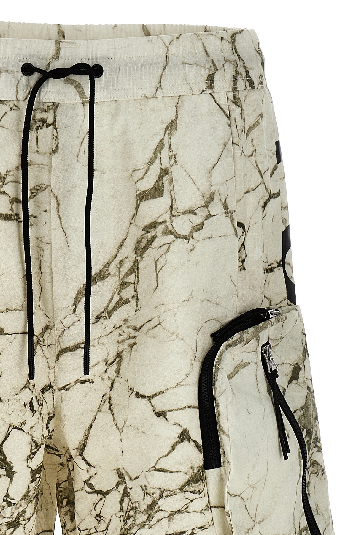 A-cold-wall* Off-white Overset Tech Shorts In Nude