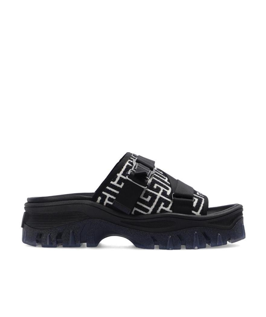 Balmain Flats In Black