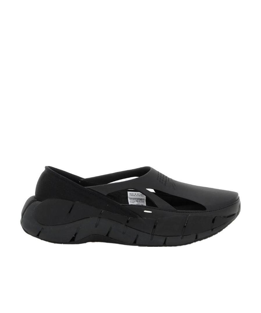 Maison Margiela Comfortable And Lightweight Sneakers In Black