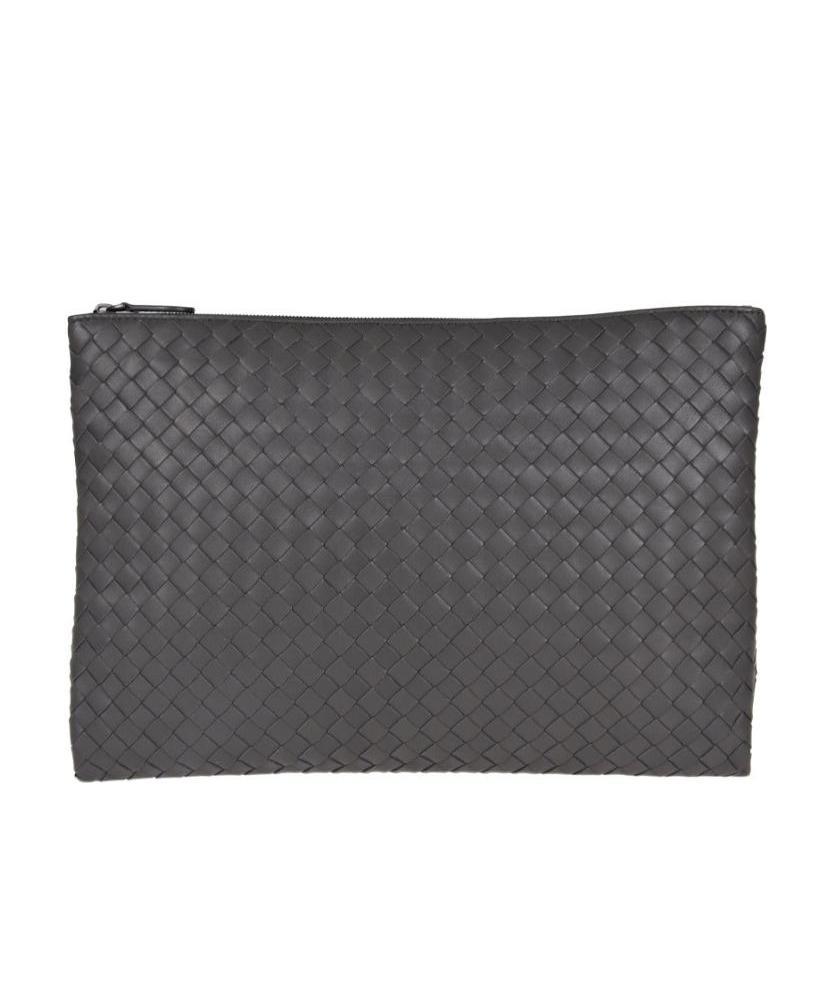 Bottega Veneta Intrecciato Weave Clutch Bag In Black
