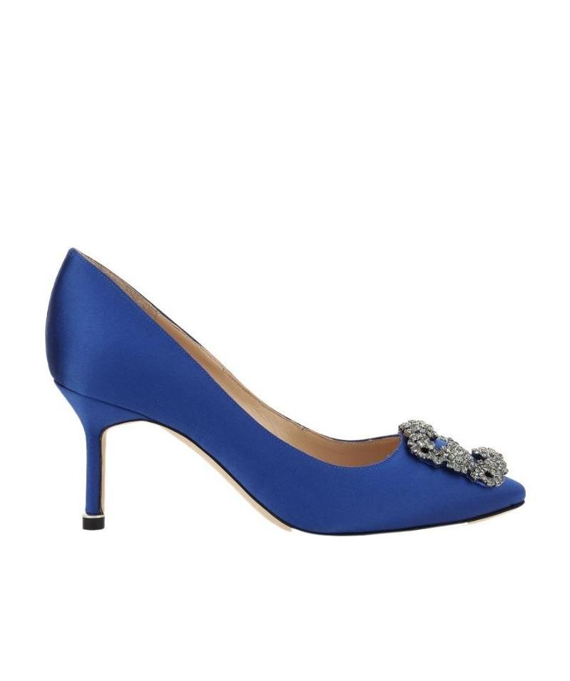 Shop Manolo Blahnik Hangisi 70 Jewel-buckle Pumps In Blue