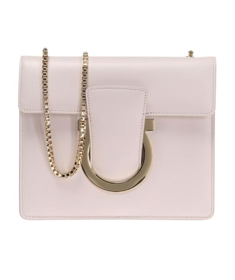 Ferragamo Logo Details Shoulder Bag In Pink