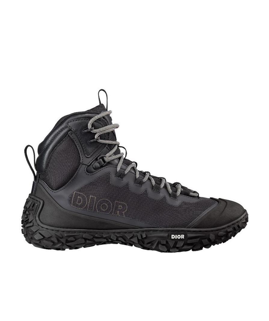 Dior Mountaineering Boots In Black
