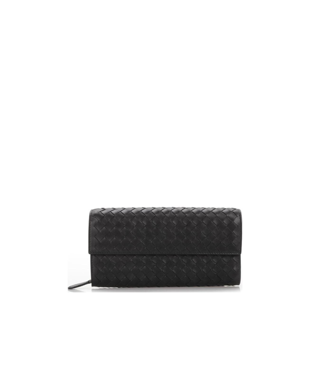 Bottega Veneta Knit A Flip Purse In Black