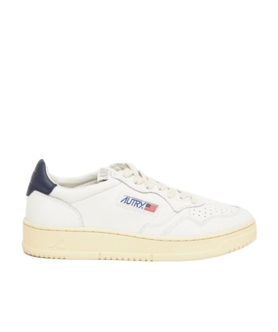 Autry Medalist Low-top Sneakers In White