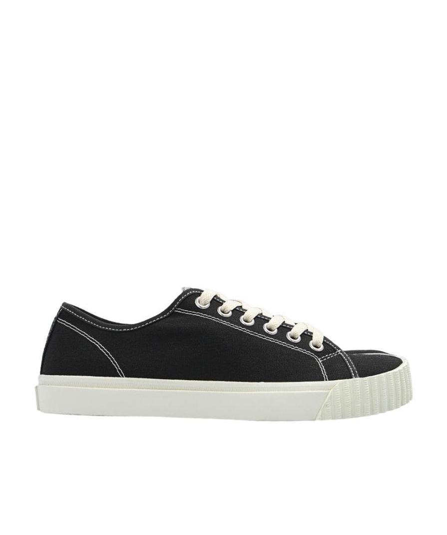 Maison Margiela Tabi Low-top Sneakers In Black