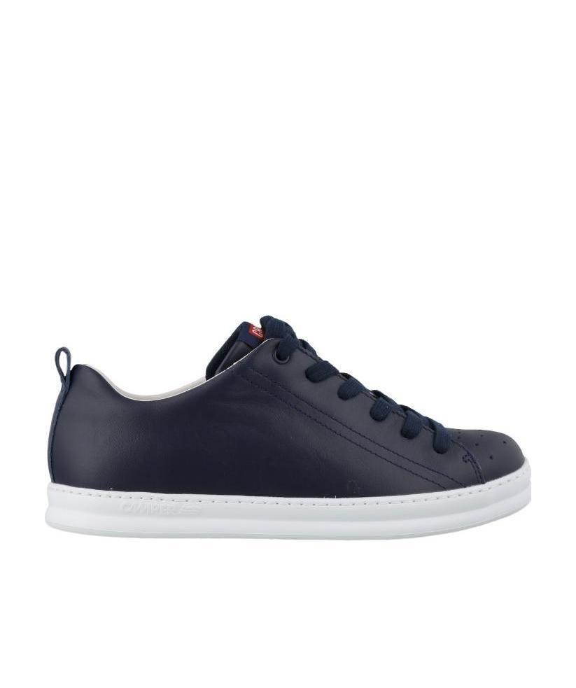 Camper In Black
