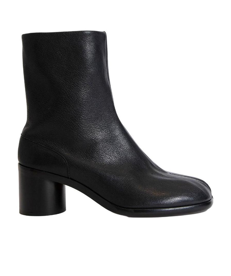 Maison Margiela Brown Tabi Ankle Boots In Black