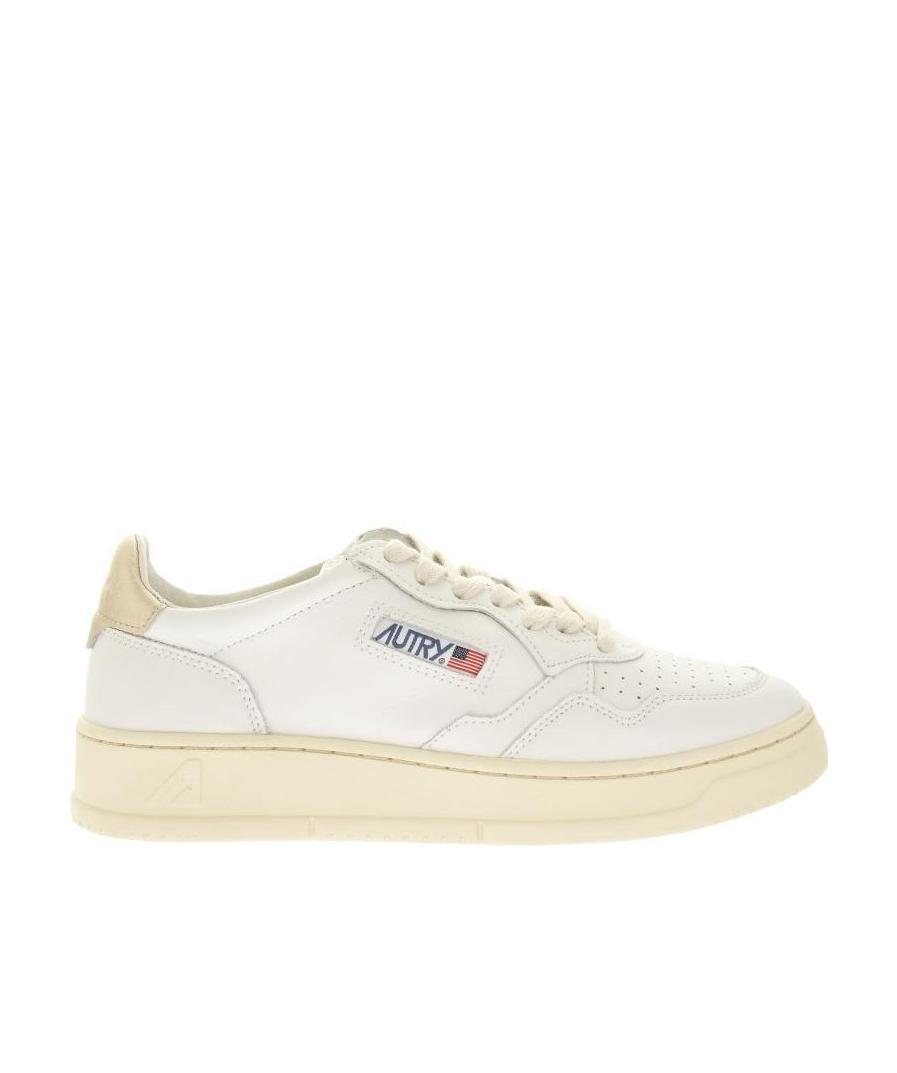 Autry Low Medalist Leather Sneakers In White