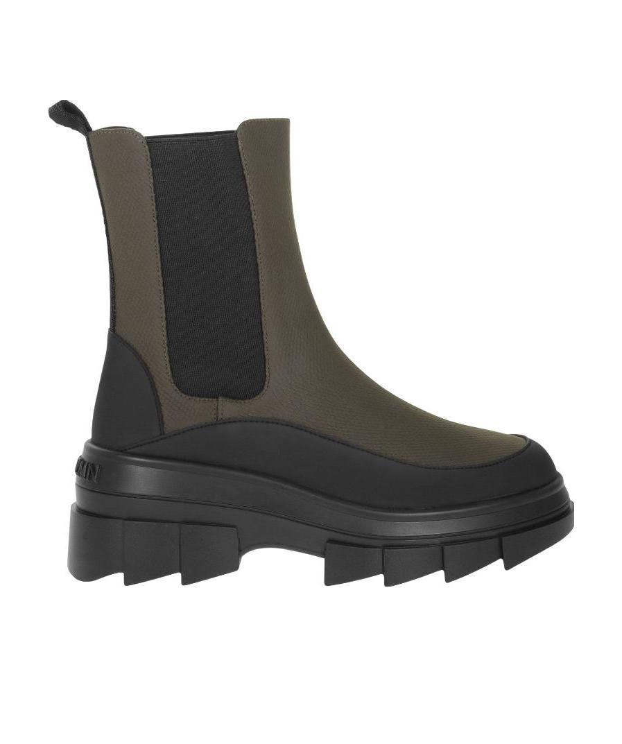 Stuart Weitzman Megalift Chelsea Boot In Black