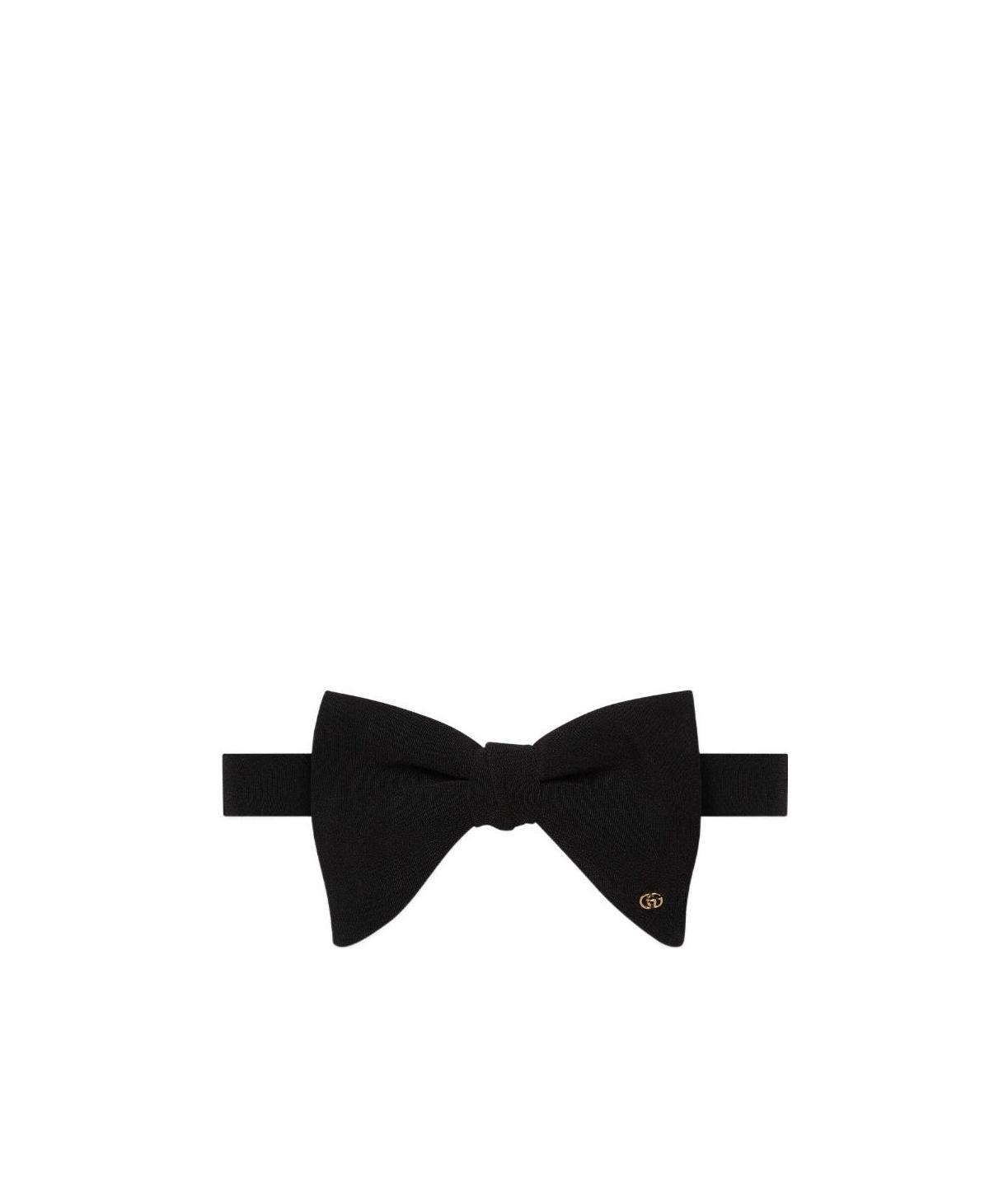 Gucci Logo-plaque Silk Bow Tie In Black
