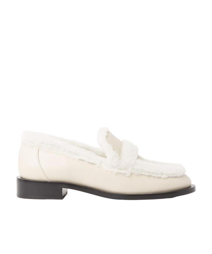 Stuart Weitzman Round-headed Love Shoes In White